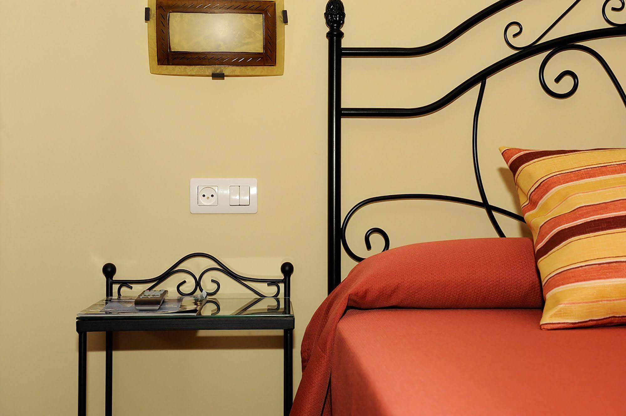 Hostal Jayma Salobreña Dış mekan fotoğraf